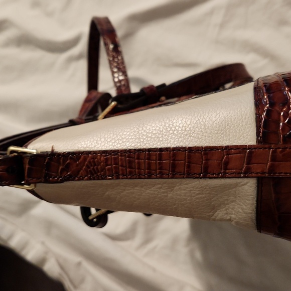 Brahmin Mini Asher - Picture 9 of 16